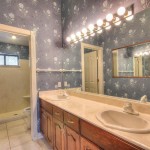 flagstaff luxury bathroom