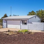 Home with garage in Williams