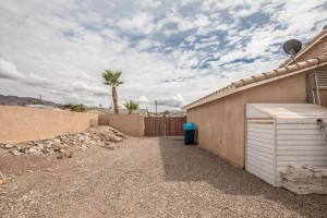 rv gate side parking